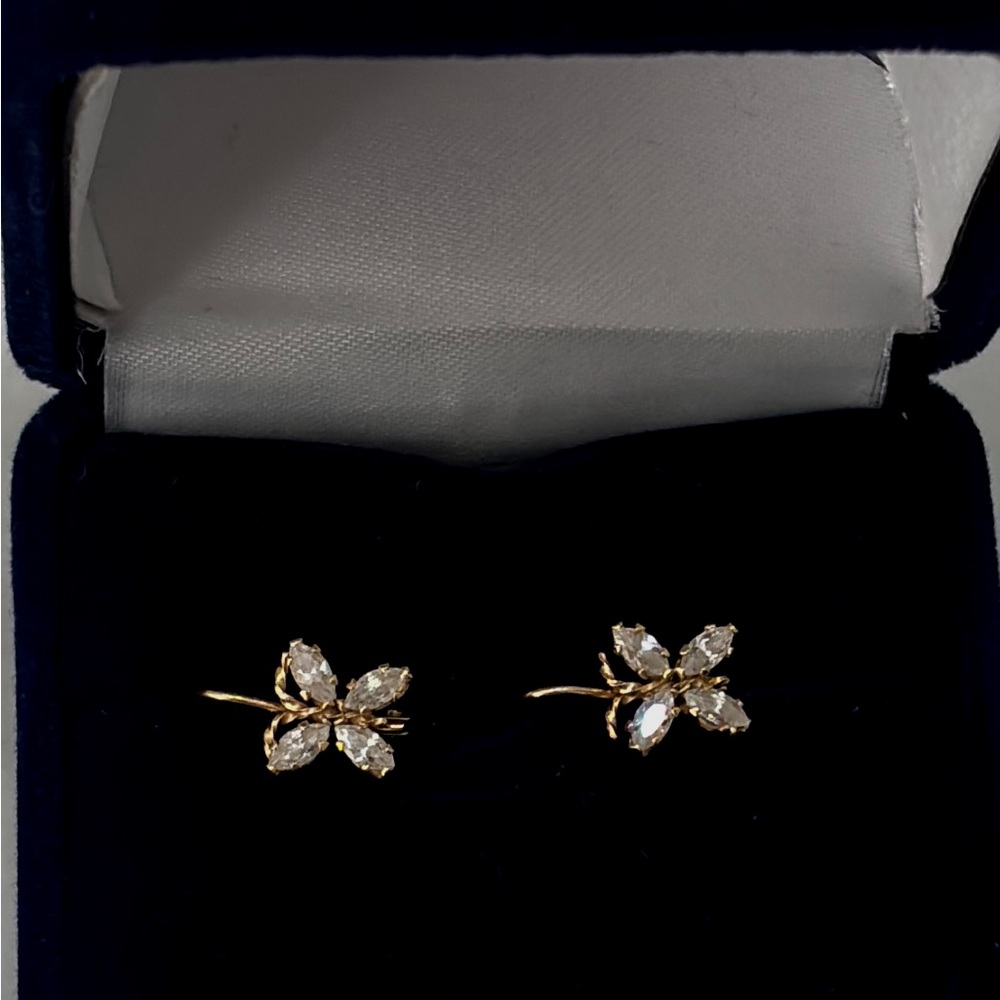 14K gold earring